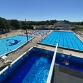 Počinje KUPALIŠNA SEZONA na GRADSKIM BAZENIMA: Prvog dana besplatan ulaz, ležaljke i suncobrani
