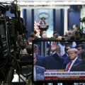 Tramp širi medijsku mrežu van Amerike: Stiže Istina +, Njuzmaks u istom paketu