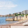 "Srbi su nam najmiliji, od njih živimo" Sezona u Crnoj Gori u haosu, a cene ležaljki i po 200 evra: "Samo oni ostavljaju pare…