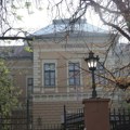Zaposleni Jovine gimnazije: Direktor potpisivao svedočanstva na Paliću, učenici satima čekali