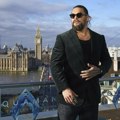 Najbolji frajer Holivuda više ne liči na sebe: Džejson Momoa promenio lični opis i šokirao novim izgledom