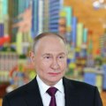Putin čestitao Ruskinjama predstojeći Međunarodni dan žena