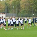 Osmesi u Minhenu pred put u Ajndhoven: Orlovi odradili poslednji trening i nadaju se čudu (foto)