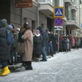Hiljade čekale u redovima da podrže predsedničku kandidaturu Borisa Nadeždina