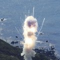 Tokio, imamo problem! Prvi snimci eksplozije japanske rakete: Lansirani satelit se pretvorio u ogromnu vatrenu loptu, beli dim…
