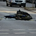 Teška nesreća u Sevojnu: Od siline udara, motorista pao, pa „leteo“ po kolovozu!