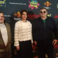 Sve ovo je posebno za mene, jer i prvi put pevam ovde: Aca Lukas na svom koncertu i premijeri filma "Stravično" drugog dela…