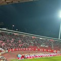 Delije se vratile na severnu tribinu Marakane pred početak utakmice