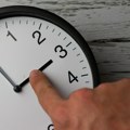 Evo kada počinje zimsko računanje vremena: Tokom ove noći očekuje nas pomeranje sata