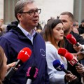 (Foto) „narod je izdržao blokade i pritiske“ Aleksandar Vučić poručio: Prevazišli smo najteže vreme, sada Srbija mora da gleda…