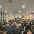 Србе малтретирали 2 сата на аеродрому! У Италији преживели драму, одвојени у посебан гејт