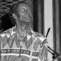 Čovek koji je gitarom promenio istoriju rokenrola: Pre 100 godina rođen je jedan od najvećih muzičara čija pesma je odjeknula…