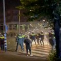 Jezivo! Turci u Holandiji pravili haos posle ispadanja sa Eura: Brutalna tuča, policija zasuta vatrometom
