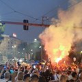 Protest „Vidimo se na Vidovdan“ u Beogradu: Incidenti u centru grada, policija bacila suzavac