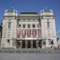 Žena pretila članovima kulturnih ustanova: Nemoj da pošaljem nekog da ti izvadi grkljan (video)