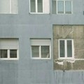 Само један становник није пристао на реновирање фасаде зграде у Београду: Ево како блок изгледа годинама касније
