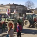 Protest poljoprivrednika u Bogatiću, mlekari u Mrčajevcima nastavljaju blokadu Ibarske magistrale