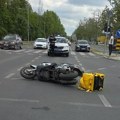 Oboren dostavljač hrane: Saobraćajna nesreća u Novom Sadu: Policija odmah dojurila na lice mesta (foto)
