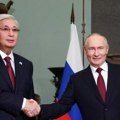 Putin čestitao Tokajevu rođendan i razgovarao o poseti Kazahstanu