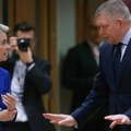 Fico sa Fon der Lajen želi da razgovara o nadoknadi za opremu doniranu Ukrajini
