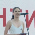 Studentkinja sa Kosova i Metohije: Srbi u Srbiji su stranci - ali ne tražimo sukobe, već rešenje i budućnost - i zato indeks…