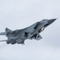 Ruski MiG-31 srušio se na Kamčatki, traga se za posadom