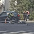 Tuga:Motociklista podlegao povredama.Priveden vozač Mercedesa