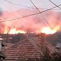 "Svaka čast ovim momcima": Vatrogasci iz Niša brzom intervencijom sprečili tragediju: Meštani gledali kako se vatra širi…