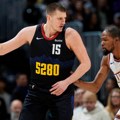 Jokić na ivici tripl-dabla, Denver poražen od Finiksa