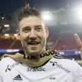 Bendtner i prijatelj napadnuti u Njujorku: Počinilač uhapšen i optužen za pokušaj ubistva (VIDEO)