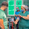 Donacija od vitalnog značaja: Zc Prokuplje dobio najsavremeniji aparat za bezbolne operacije u budnom stanju