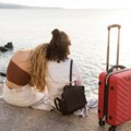 Hitno upozorenje za srpske turiste! Juta ukazuje: Lažne ponude za Grčku i Crnu Goru ostavljaju ljude bez novca evo kako da…
