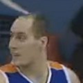 Nekadašnji NBA košarkaš zaigrao fudbal i postao najviši igrač ikada: Ovo je njegova zvanična visina