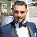 Ovako se Darko Lazić ponaša prema ćerkici u javnosti Podigao je visoko i razgleda prodavnicu, evo kako brine o njoj! (foto)