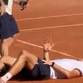 Igrao skoro 5 sati, jedva ostao živ u paklu Pariza, pa napao sudije: "Po ovoj vrućini mi nije dozvolio..."