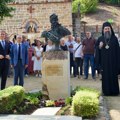Selaković i Švidkoj otkrili spomenik pukovniku Rajevskom u manastiru Sveti Roman