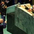 Tramp u govoru u UN pretio da će ‘zbrisati’ Iran, Kubanci napustili salu
