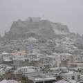 Snežni haos u Grčkoj: Zatvoreni pojedini putevi, trajekti ne isplovljavaju zbog olujnih vetrova