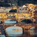 "Преживео" је поплаве, пожаре и нацисте: Чувени мост у Фиренци иде на двогодишње реновирање