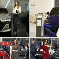 Dame koje privlače pažnju više od automobila: Ko su lepotice ovogodišnjeg Sajma?