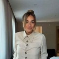 Slavlje u domu Marije Mikić Posle teške operacije u Turskoj, pevačica ponovo srećna: Evo šta je povod