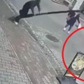 Bandera pala na nesrećnu ženu u Poljskoj: Jezivo! U sekundi je poklopila (video)
