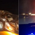 Žestoka saobraćajna nezgoda na auto-putu: Vozilo potpuno uništeno, delovi svuda rasuti, stvaraju se zastoji
