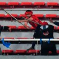 Stravične fotke tuče huligana: Metalnim štanglama tukli dete u glavu, momka skinuli golog i okupali ga u krvi!
