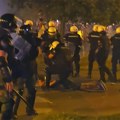 „Ja sam Srđan Rončević. Niste pozvani ovde da intervenišete“: Pogledajte kako je dekan PMF sprečio upad policije VIDEO