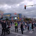 Novosađani blokirali raskrsnicu kod Merkatora