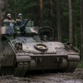 Upozorenje NATO: "Pokažite zube Rusiji"