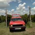 "Jugo je radna mašina"- priča o Mačvaninu i automobilu koji ne staje