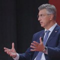 Plenković: Vučić nastavlja s neutemeljenom kampanjom protiv Hrvatske umesto da se pospe pepelom