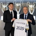 Urugvajac Valverde do 2029. vezan za Real